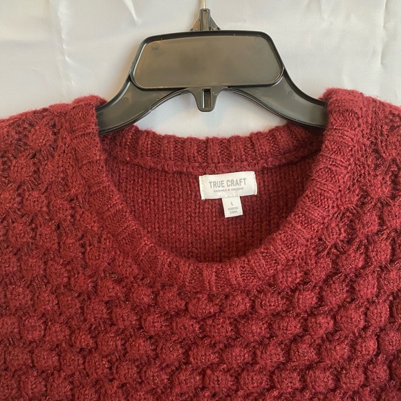 Sweater size Large - Picture 7 of 7